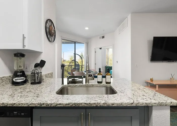 Apartment Urban Retreat 2br Near Asu & Shops Tempe