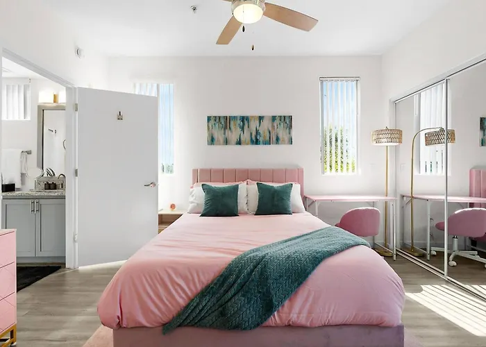 Urban Retreat 2br Near Asu & Shops *