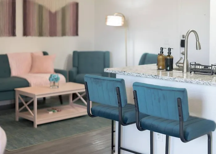 Apartment Urban Retreat 2br Near Asu & Shops